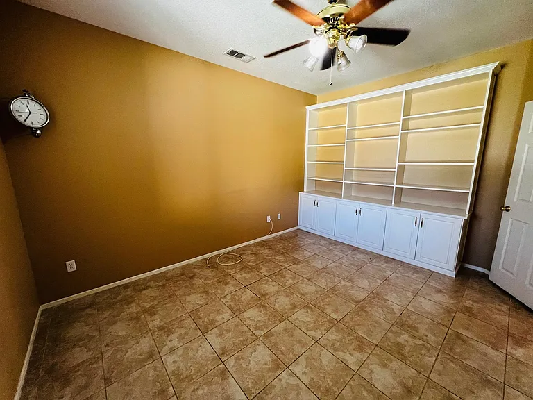 5552 Las Brisas Ter — Photo 14