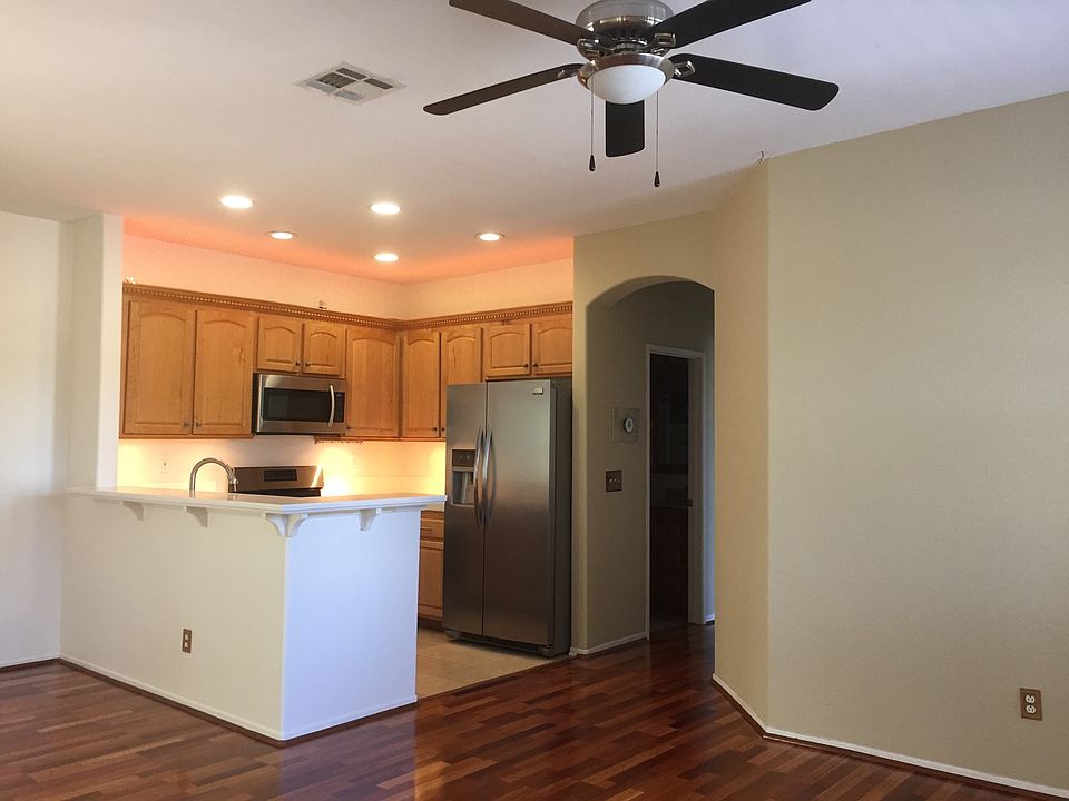 1st image of 10926 Ivy Hill Dr Unit 1