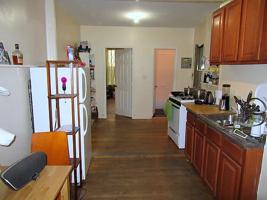 Rented by GFI Realty Services LLC | media 31