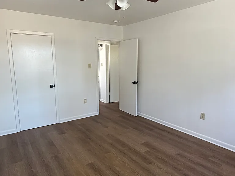 812 Richard St — Photo 8