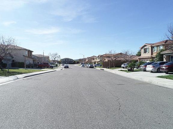 4th image of 52997 Alba St