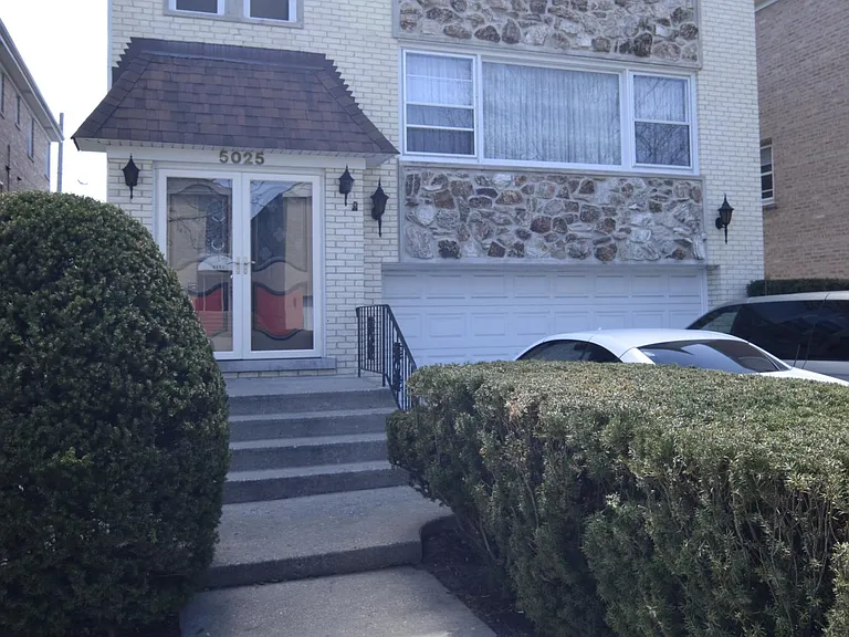 5025 Carol St #3 — Photo 12