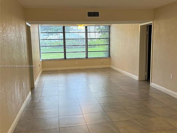 2nd image of 3826 Whitehall Dr APT 101