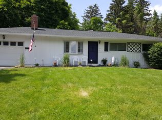 3 Redwood Ave, Whitesboro, NY 13492