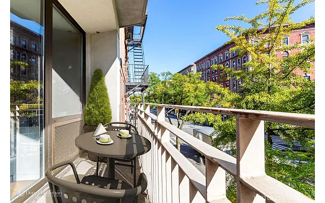 Sold by Douglas Elliman | media 13