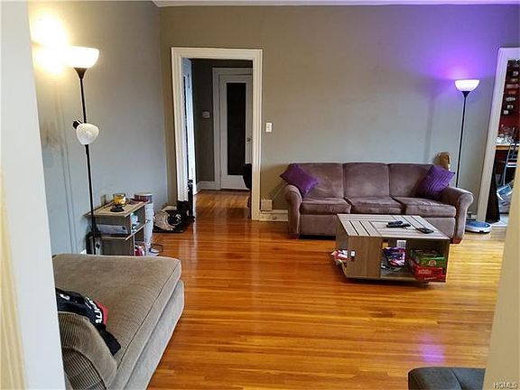 2nd image of 472 Gramatan Ave APT Dd5