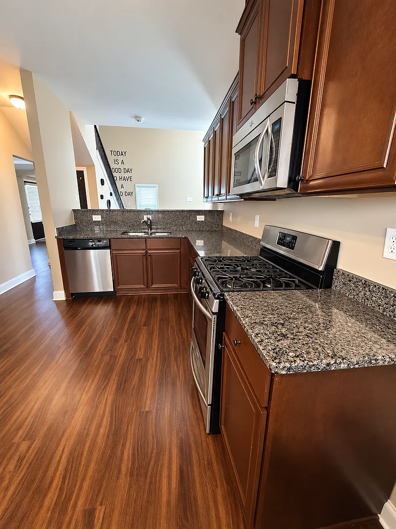 4-bedroom house in ARCHER cluster in Loganville — Photo 4