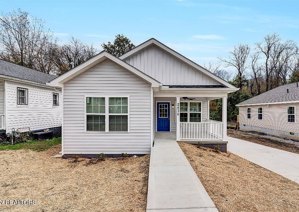1st image of 2436 Selma Ave
