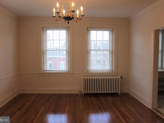 4th image of 906 Prince St #302