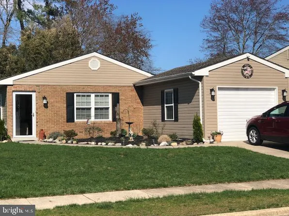 9 Narberth Pl, Southampton, NJ 08088