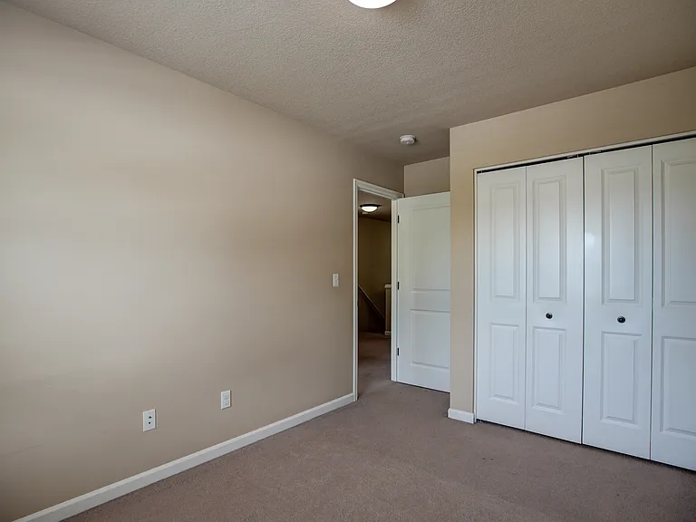 432 NE 136th Ave — Photo 15