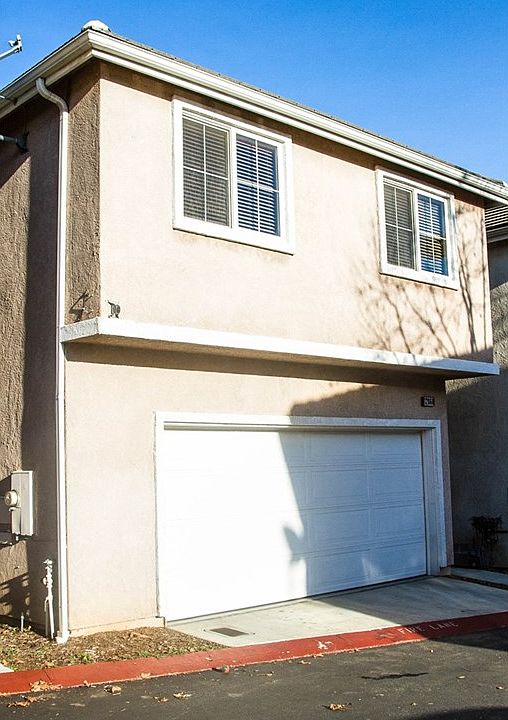 1st image of 12868 Four Palms Ln