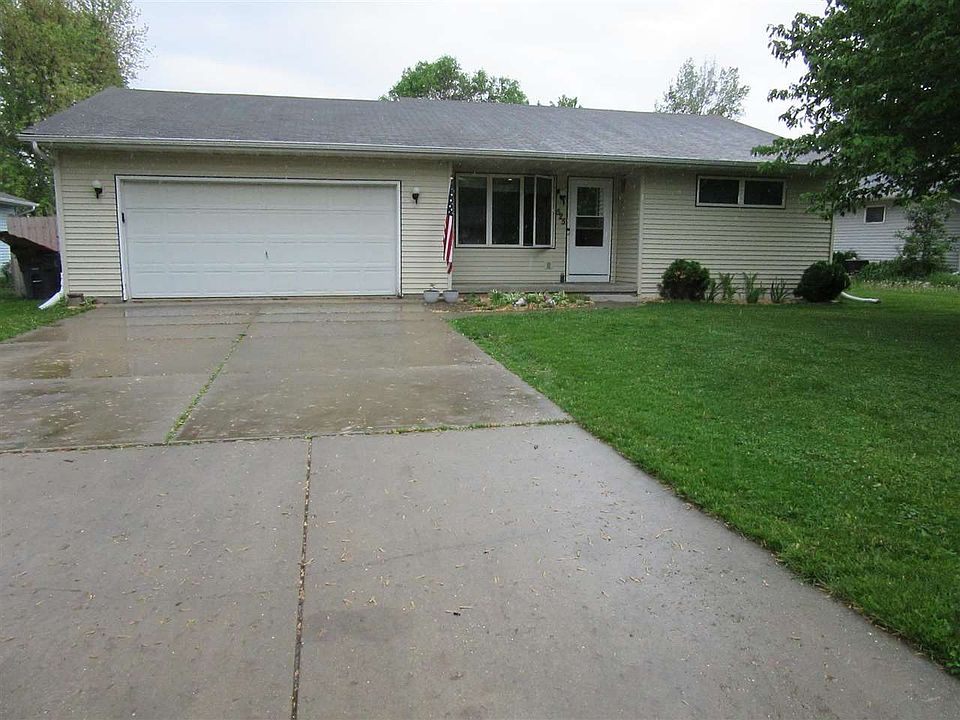 1st image of 525 Greenview Dr