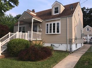 373 Meredith St, Perth Amboy, NJ 08861