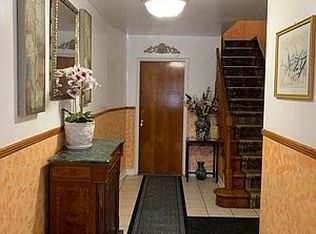 32-82 34th St #1RR, Astoria, NY 11106