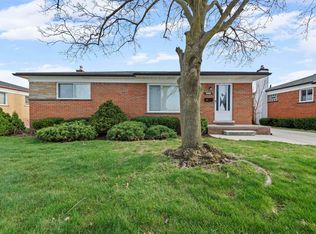 8400 Linda St, Warren, MI 48093