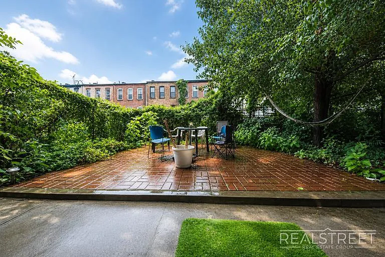 890 Jefferson Ave #2L — Photo 8
