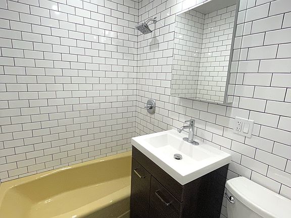 3rd image of 6468 Austin St APT 1F