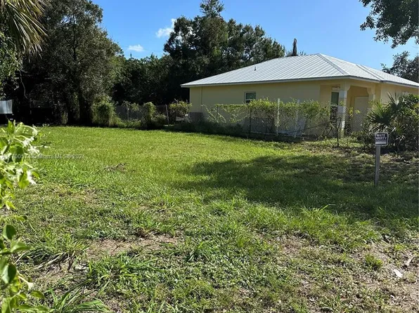 712 N 22nd St, Fort Pierce, FL 34950