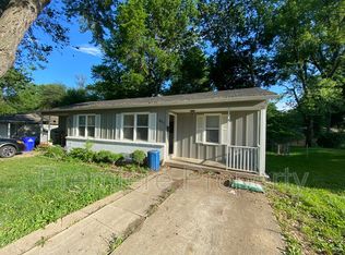 611 Deweese St, Grandview, MO 64030