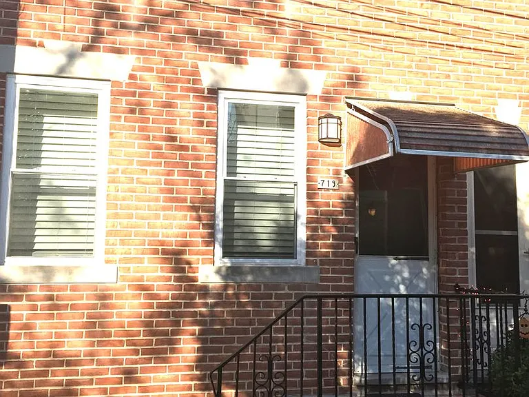 719 Sears St — Photo 11