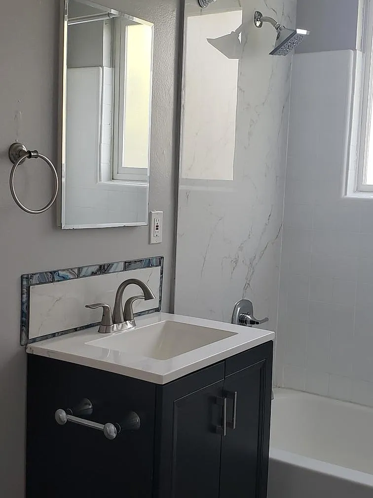 11943 Truro Ave — Photo 3