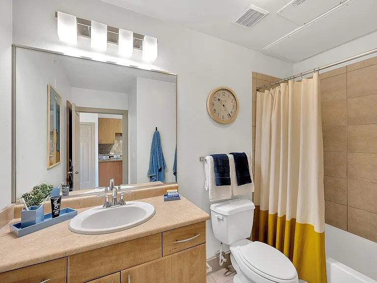 West 18th Lofts — Photo 42