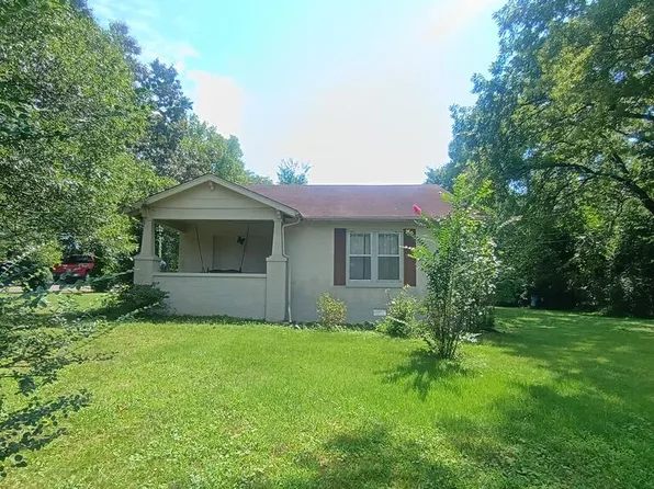 28990 Broad St, Hollow Rock, TN 38342