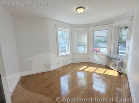 72 Kirkland St, Cambridge, MA