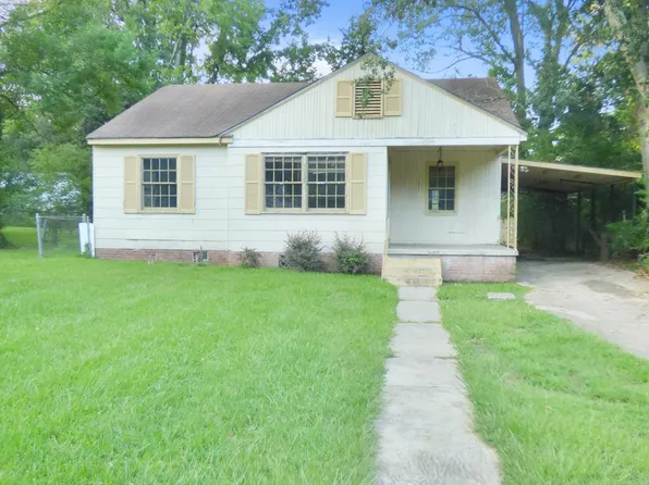 211 Rogers Cir, Brookhaven, MS 39601