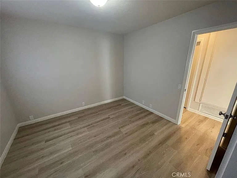 25372 Pacifica Ave — Photo 31