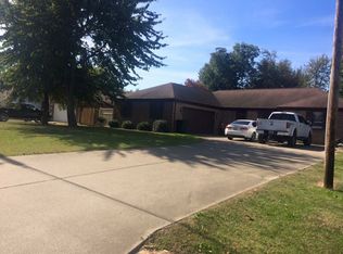 1401 S Friendship Rd, Paducah, KY 42003