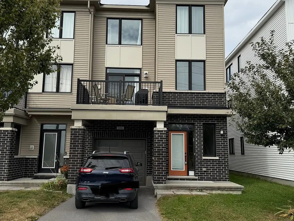 166 Pictou Cres