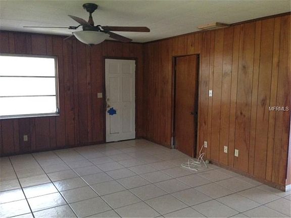 2nd image of 739 Sunset Dr