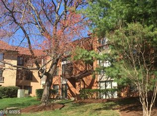 10216 Bushman Dr APT 213, Oakton, VA 22124