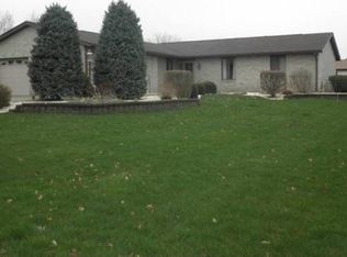 110 W Hilltop Dr, Butler, PA 16001