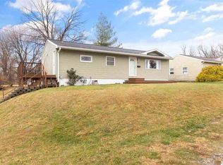 1304 S 14th St, Quincy, IL 62301