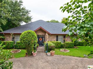 2300 Indian Trl, Salado, TX 76571