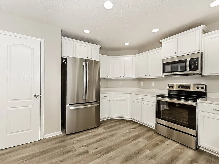 129 Makenna Dr — Photo 8