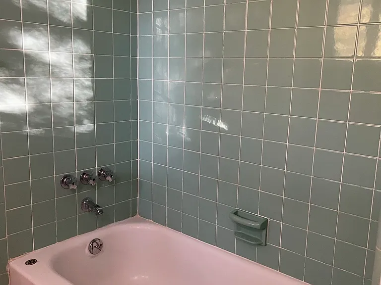 2381 Champion Ct — Photo 11
