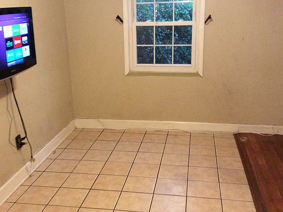 3rd image of 3604 W Cherokee Ave