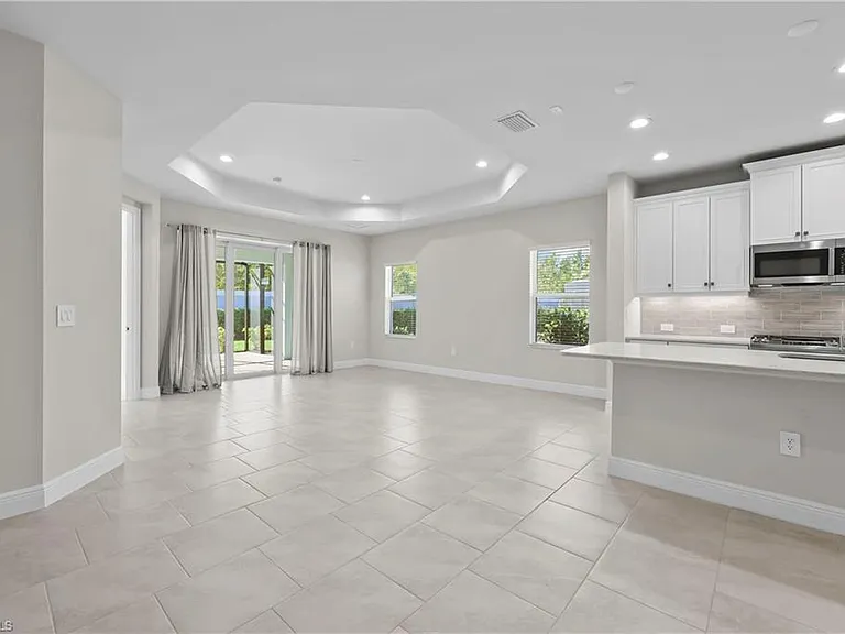 2373 Ariane Dr — Photo 9