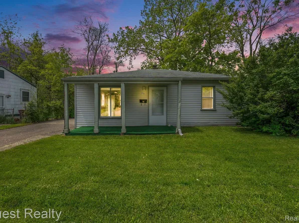 731 Emerson Ave, Pontiac, MI 48340