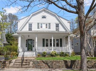 198 University Ave, Providence, RI 02906