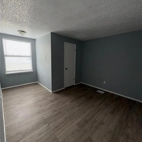10850 Shiloh Rd — Photo 4