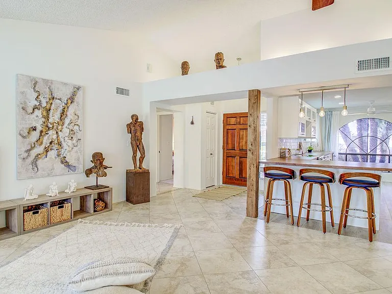6308 W Port Royale Ln — Photo 30
