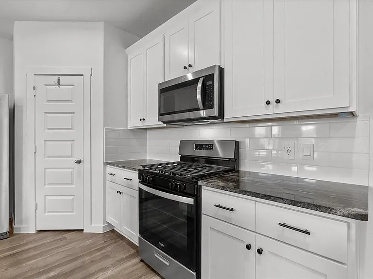 3109 Magnolia Pass Ln — Photo 6