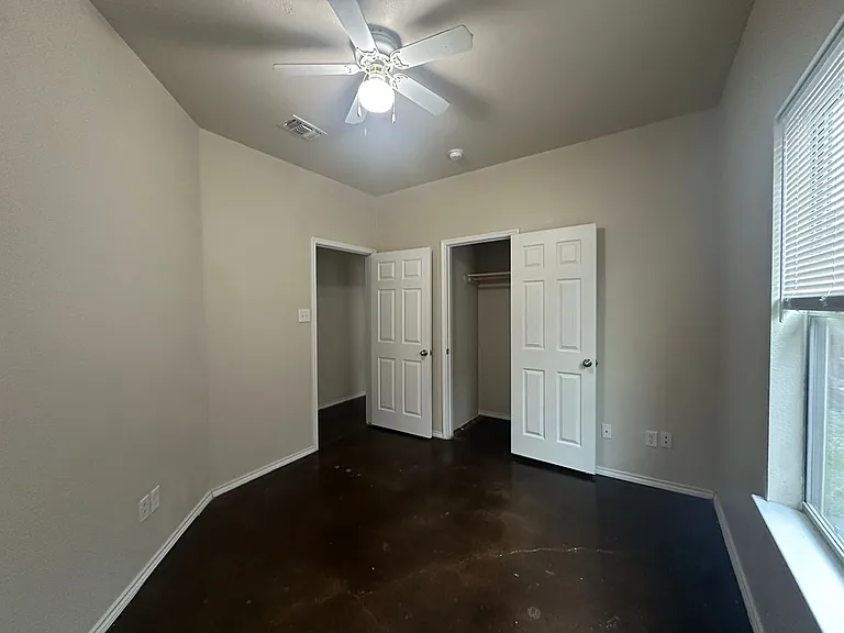 5731 Golf Hts #1 — Photo 13