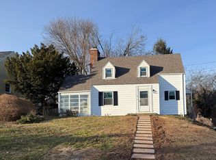 96 Bentwood Rd, West Hartford, CT 06107