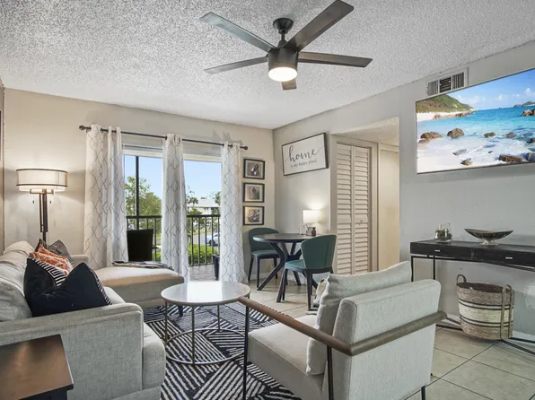 1544 SE Royal Green Circle #K201, Port St Lucie, FL 34952